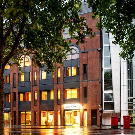 Easyhotel London City Shoreditch Exterior photo