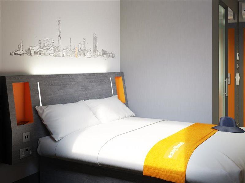 Easyhotel London City Shoreditch Exterior photo